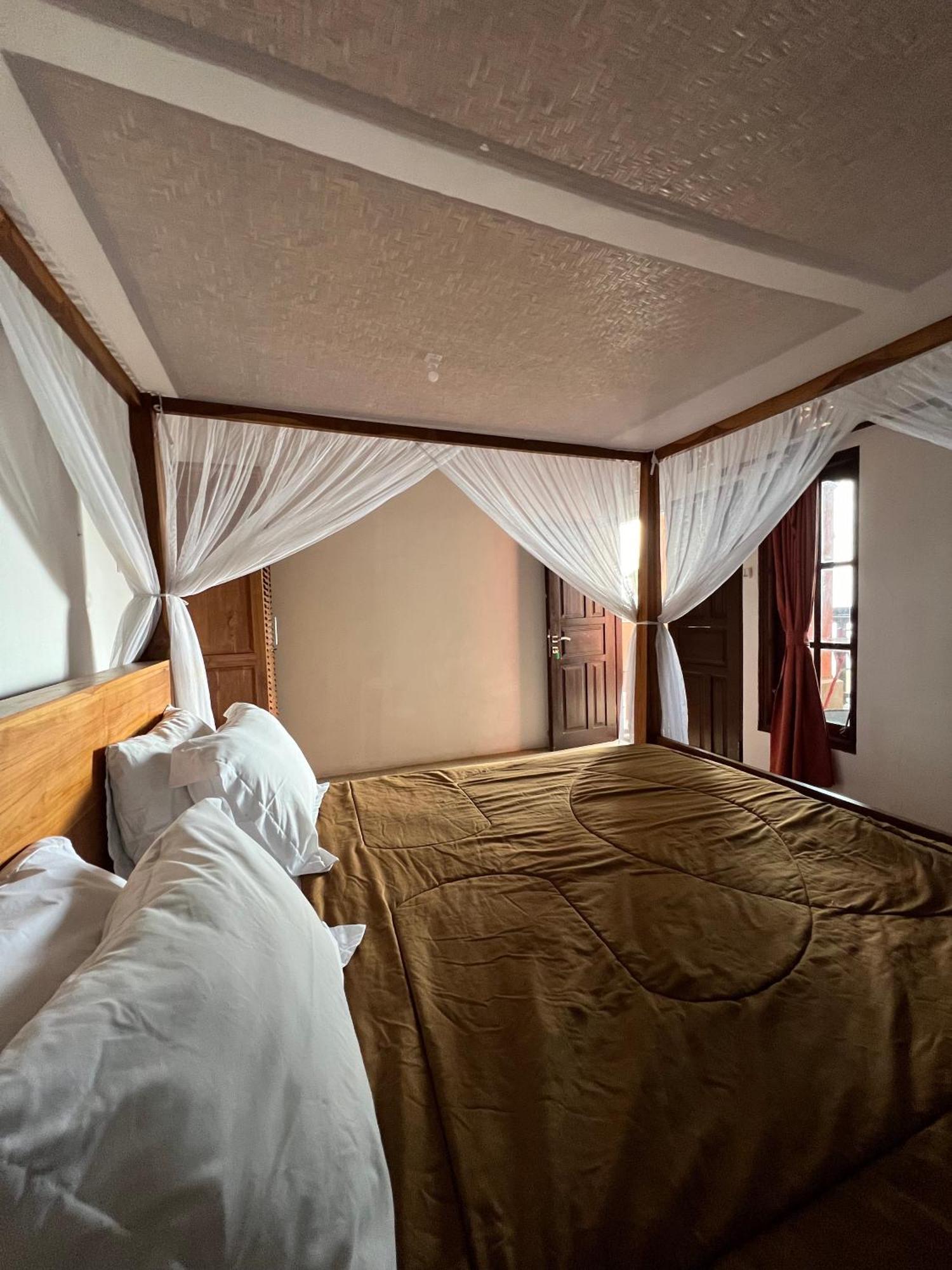 Ari Homestay Uluwatu Buitenkant foto