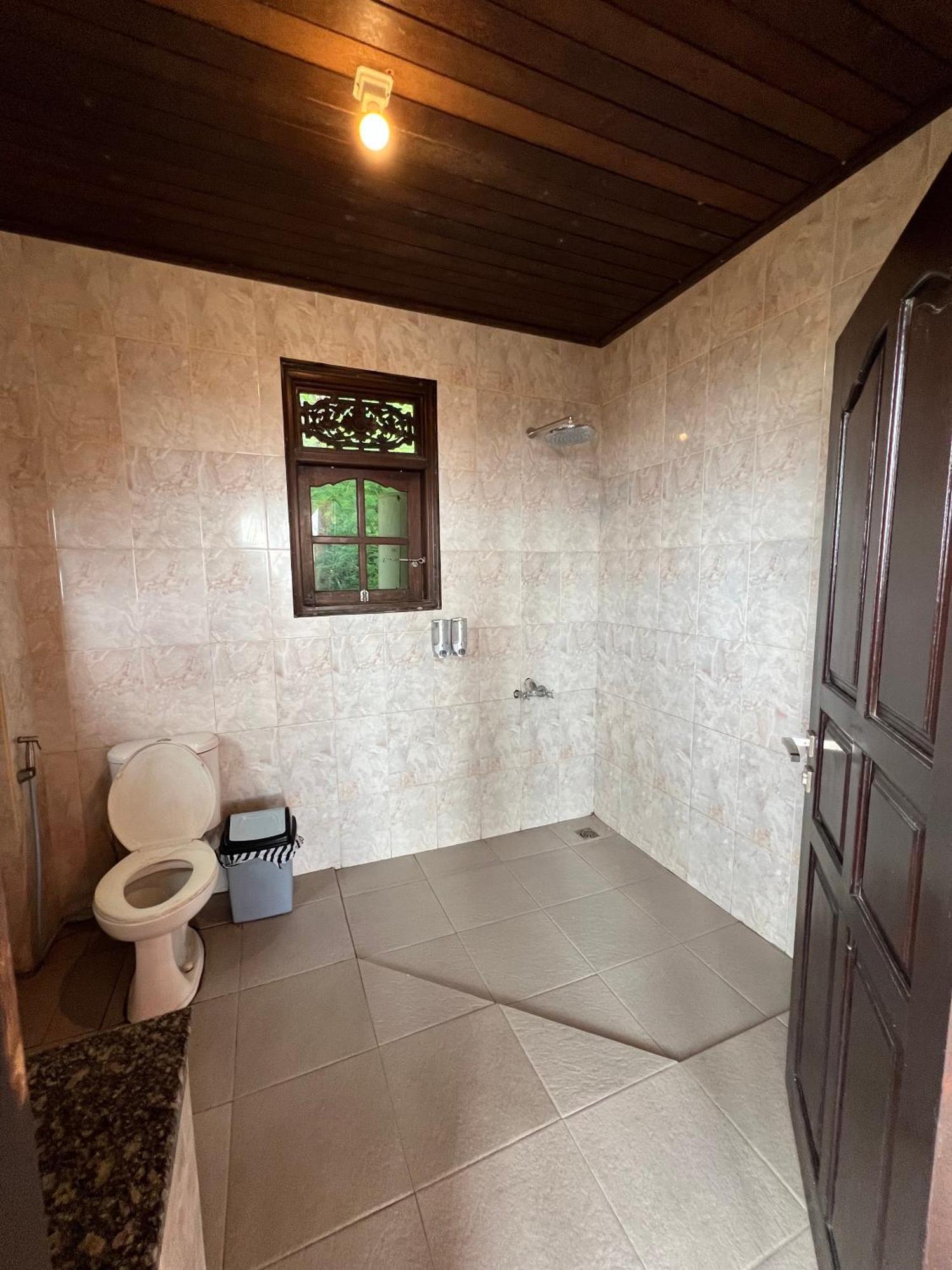 Ari Homestay Uluwatu Buitenkant foto